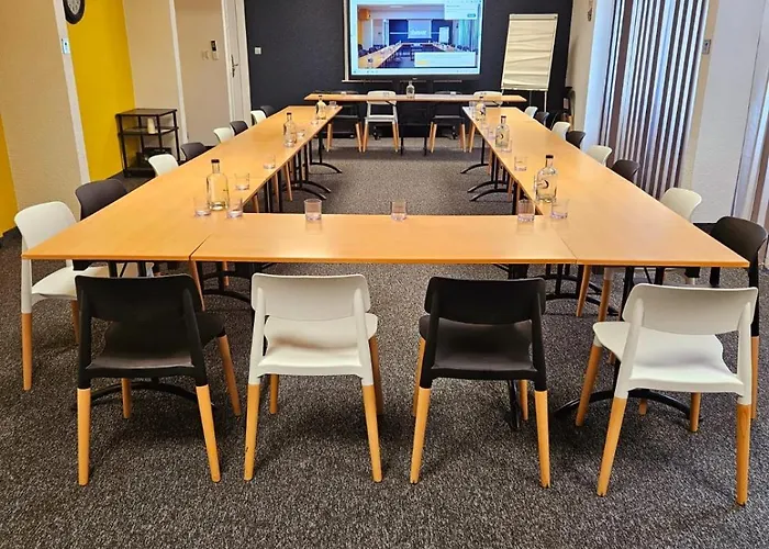 Hotel The Originals City, Ariane, Sud Labege 3*