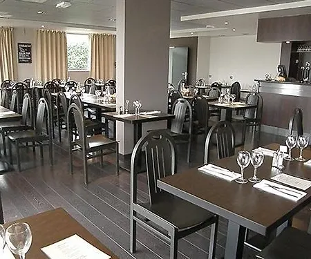 Otel The Originals City, Ariane, Sud Labege