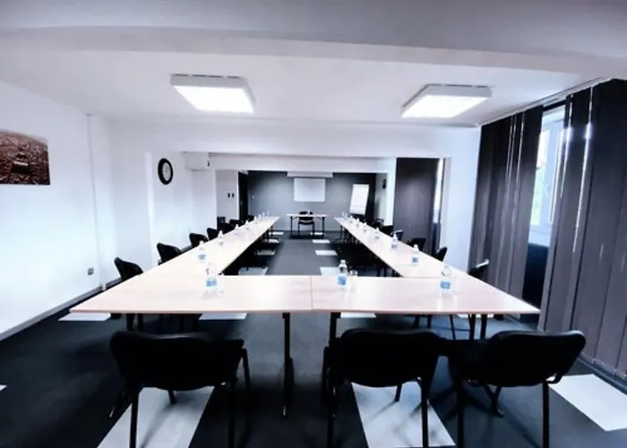 Отель The Originals City, Ariane, Sud Labege Тулуза