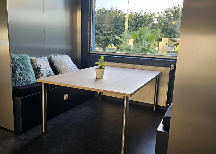 Отель The Originals City, Ariane, Sud Labege