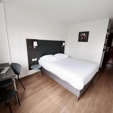 Hotel The Originals City, Ariane, Sud Labege